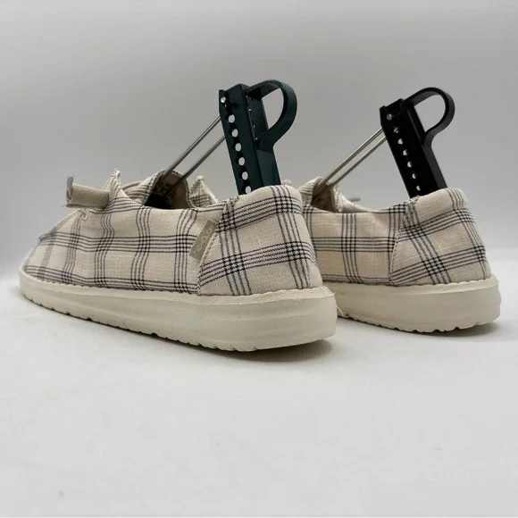 Hey Dude Wendy Plaid Beige Women’s Size 7 121410558 Casual Comfort Slip On Shoes - Picture 2 of 16